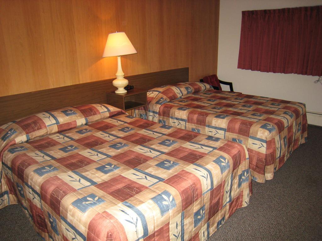 Downtowner Motor Inn Creston Szoba fotó
